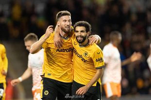 科隆vs柏林联合：卡明斯基、克劳斯首发，郑优营、容诺夫出战（科隆对阵柏林联合：卡明斯基、克劳斯进入首发，郑优营、容诺夫登场）