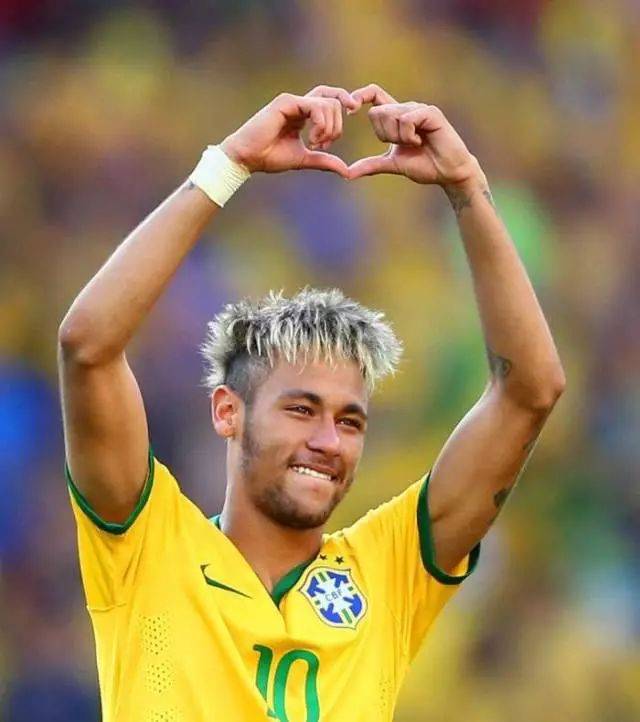 里程碑！贾马尔·穆雷生涯总得分突破10000分大关（贾马尔·穆雷生涯总得分破万，达成里程碑时刻）