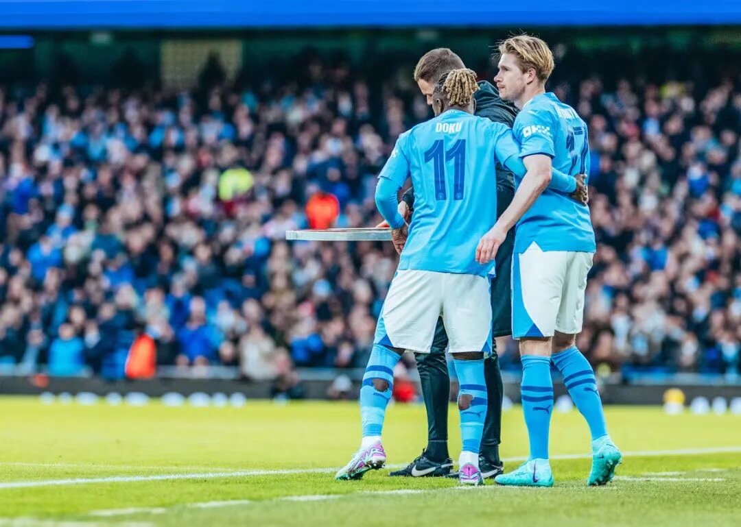 莱切2-1都灵，班达、拉萨纳-库利巴利建功（莱切2比1击败都灵，班达与拉萨纳-库利巴利相继进球）