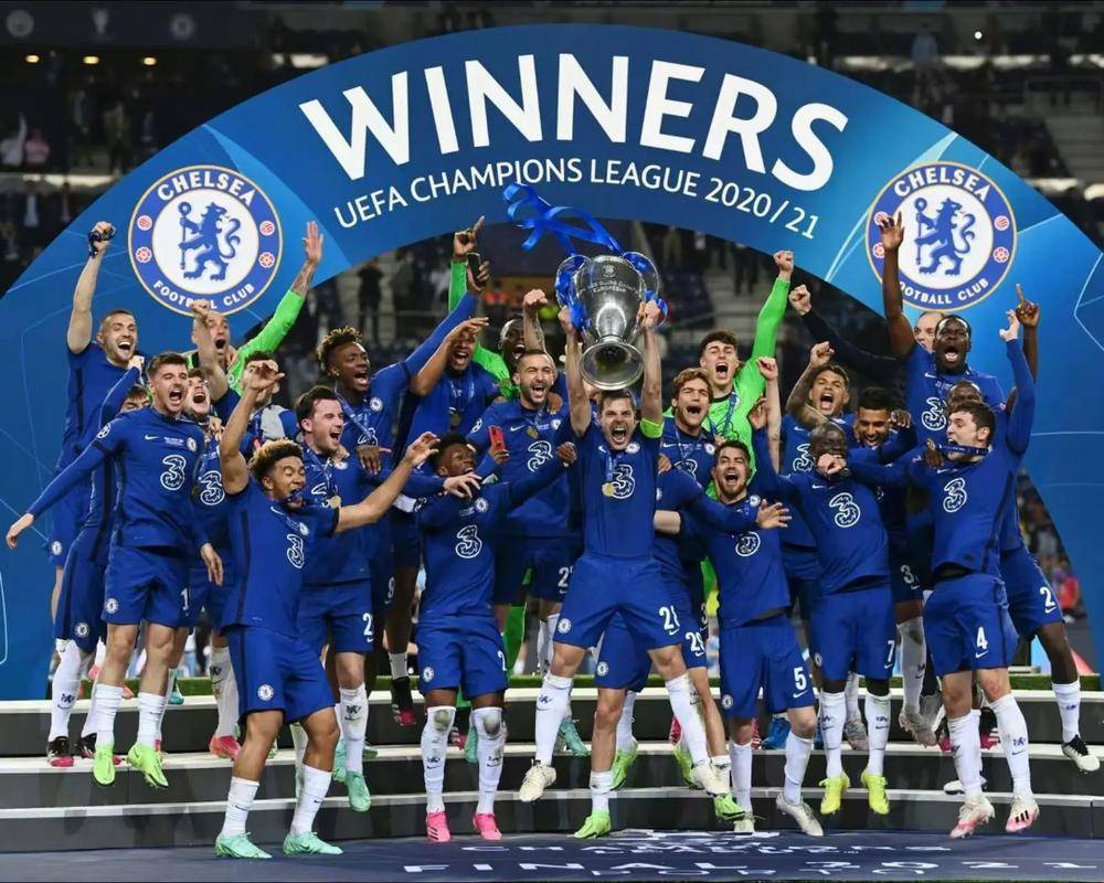 椰子：踢后卫让库普恢复信心；DV9受伤是戴维和奥蓬达的机会（椰子：改踢后卫助库普重拾信心，DV9伤停成戴维与奥蓬达良机）