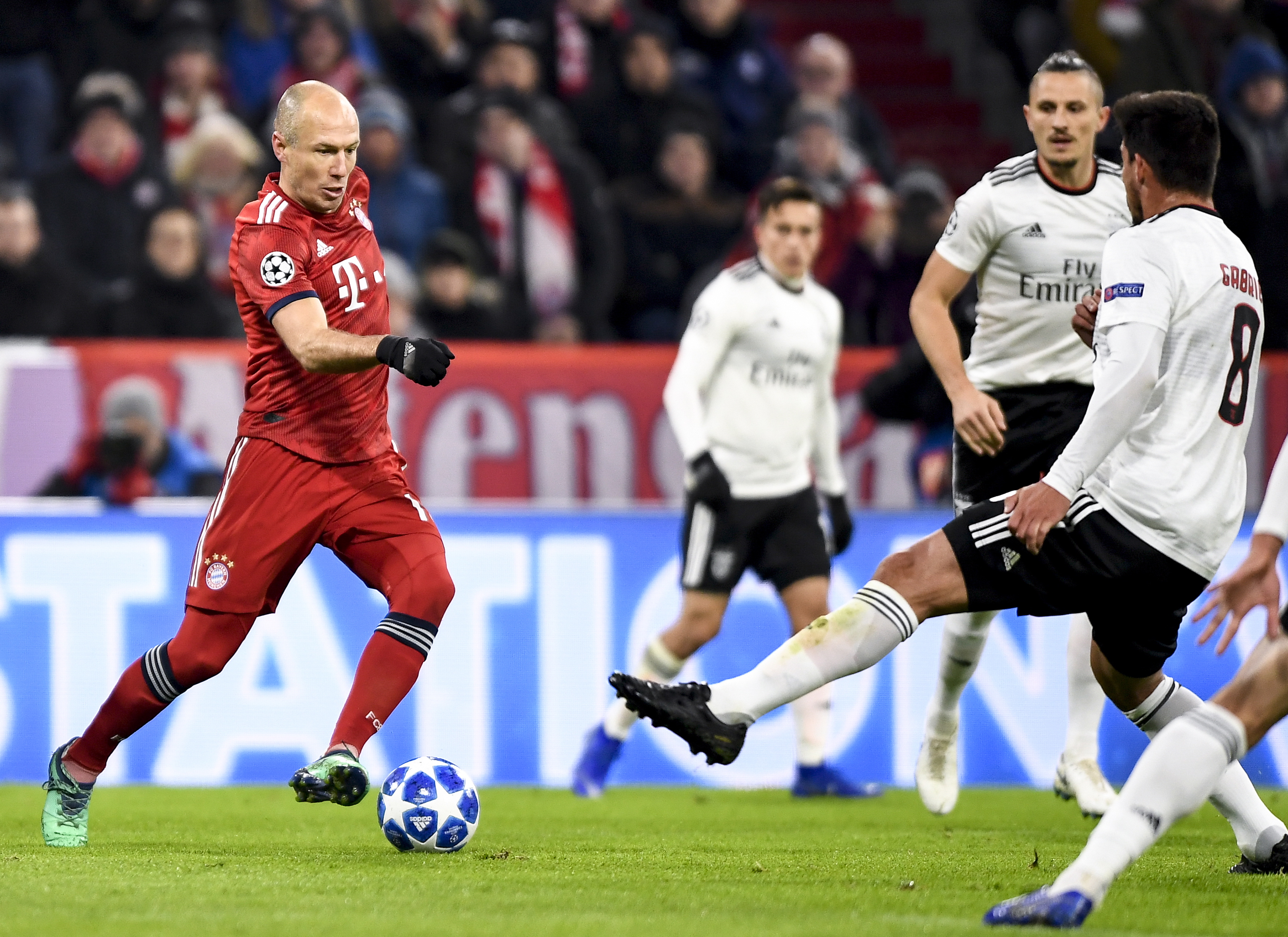 马德兴：汪士钦落选U22国足是因为此前熊猫杯染红引发舆情（马德兴：熊猫杯红牌惹争议致汪士钦无缘U22国足）