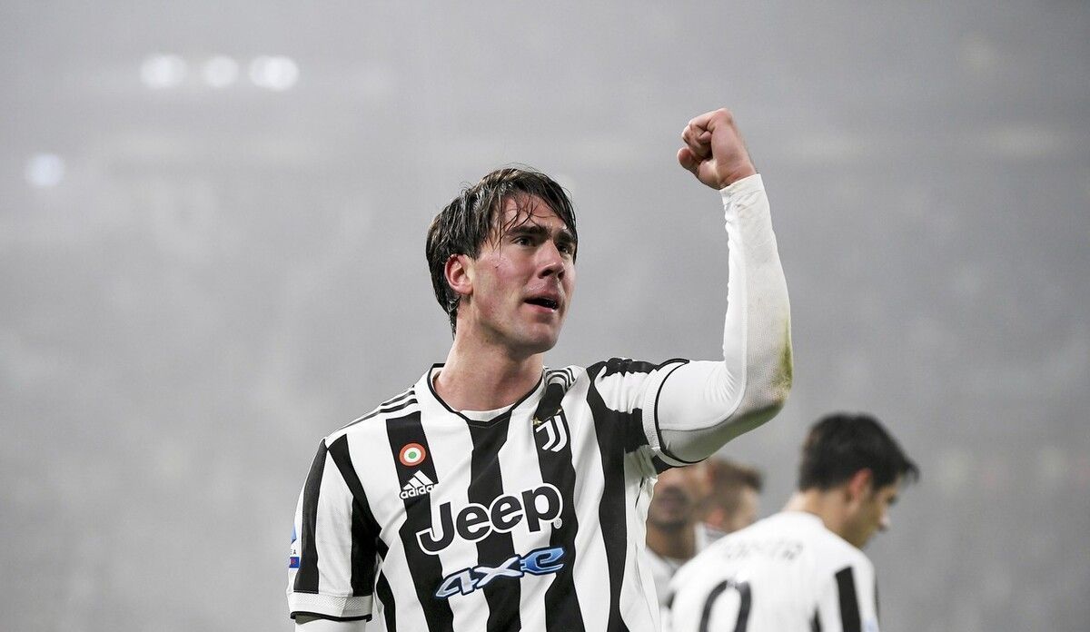 1-1！1-3！利物浦不胜+切尔西爆冷，阿森纳5分领跑，英超2强争冠（1-1与1-3齐现：利物浦无胜、切尔西爆冷，阿森纳领跑5分，英超两强争冠）