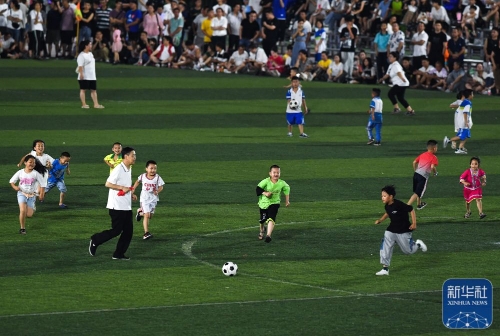 金珍洙：徐正源把成都队打造得非常好，他们前场球员能力很强（金珍洙：徐正源执教有方，成都队前场实力强劲）