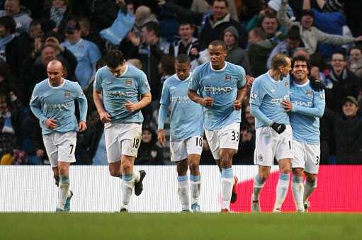 利物浦欧冠小组赛关键战平切尔西（欧冠小组赛关键一役，利物浦与切尔西战成平局）