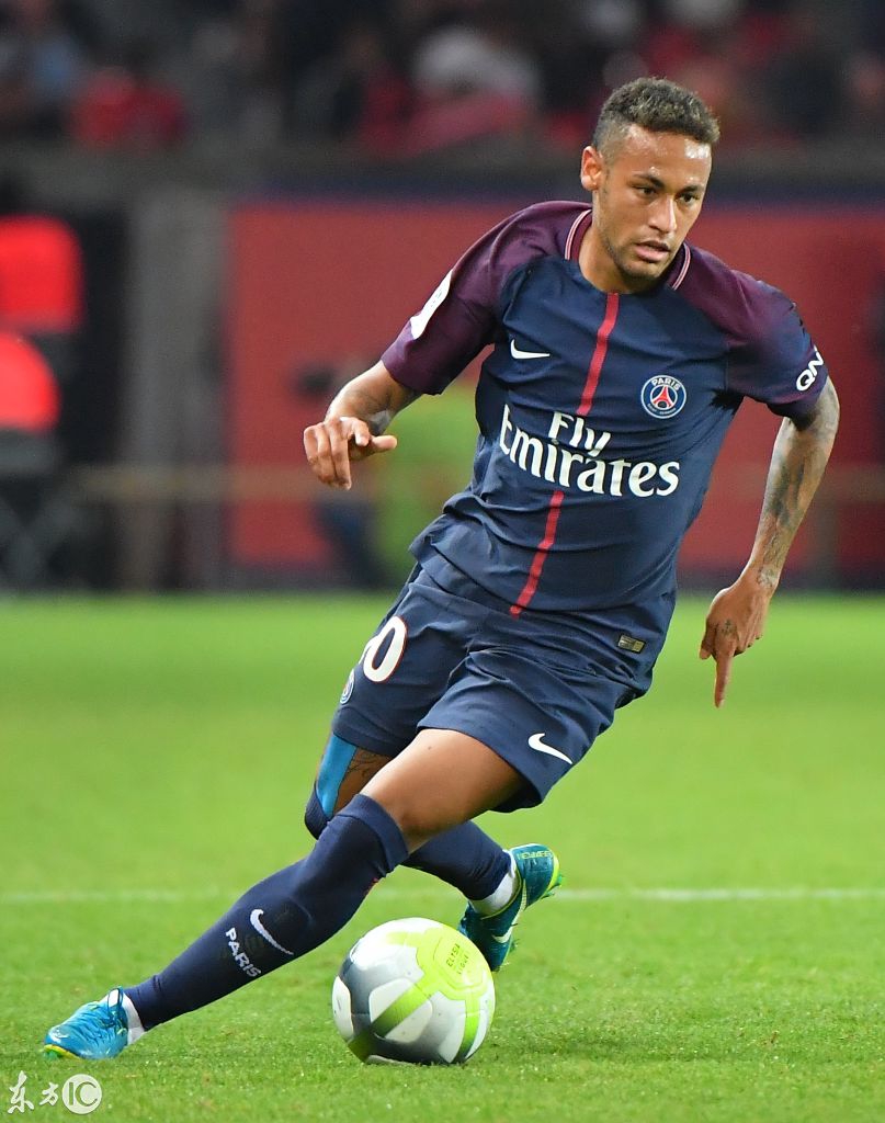 BBC：与UA92大学合作，曼联同意开放老特拉福德（BBC：曼联携手UA92大学，将对外开放老特拉福德）