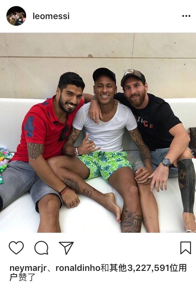 这队的三线联动太丝滑（这队三线配合行云流水）